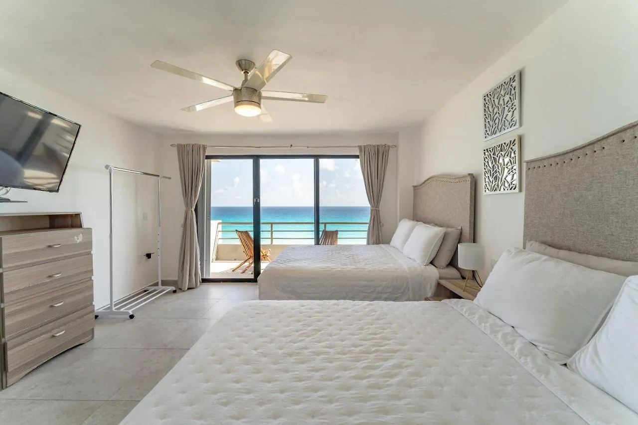 Sparkling Ocean View In Cancun Apartment