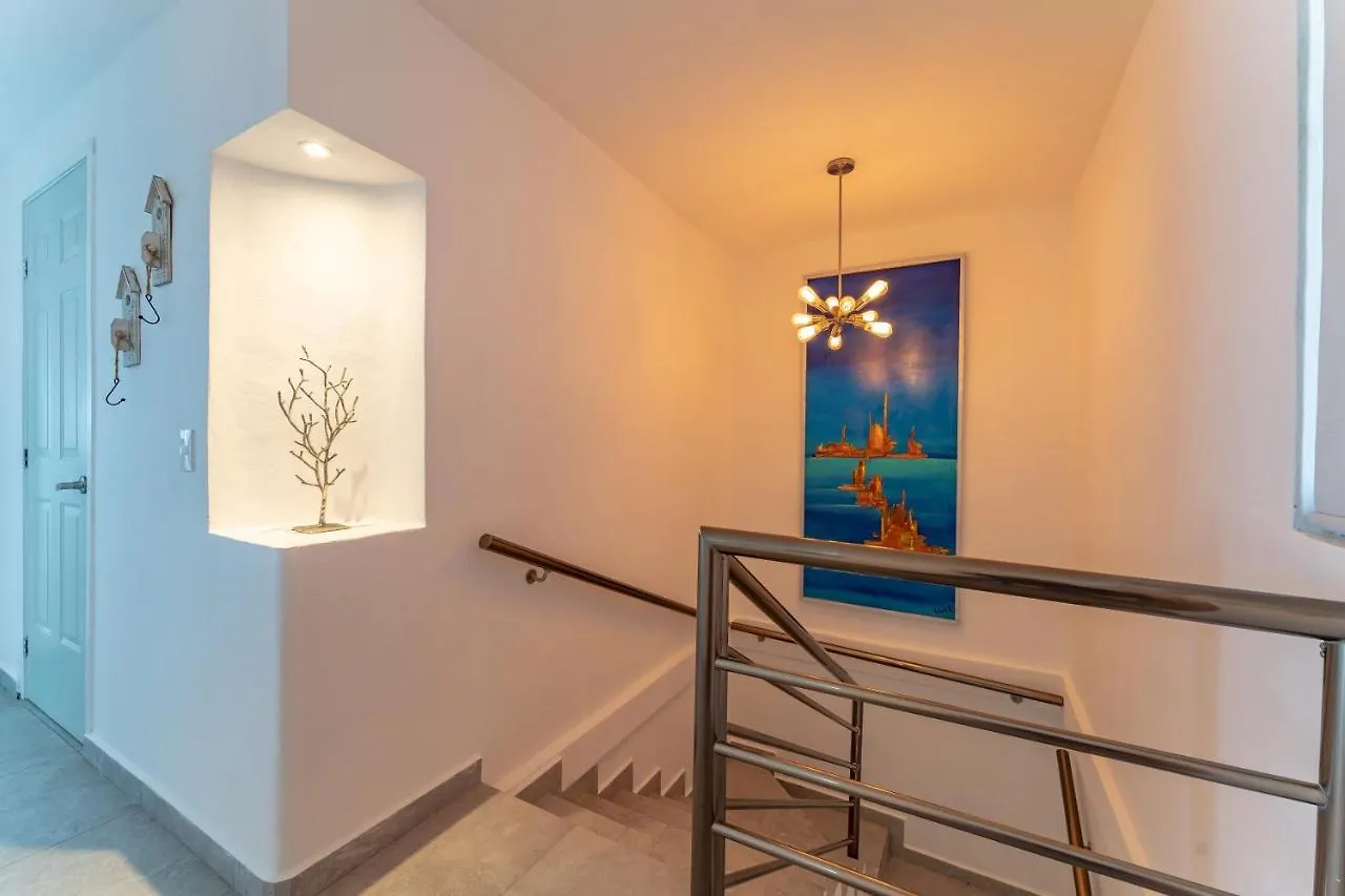 Sparkling Ocean View In Cancun Apartment